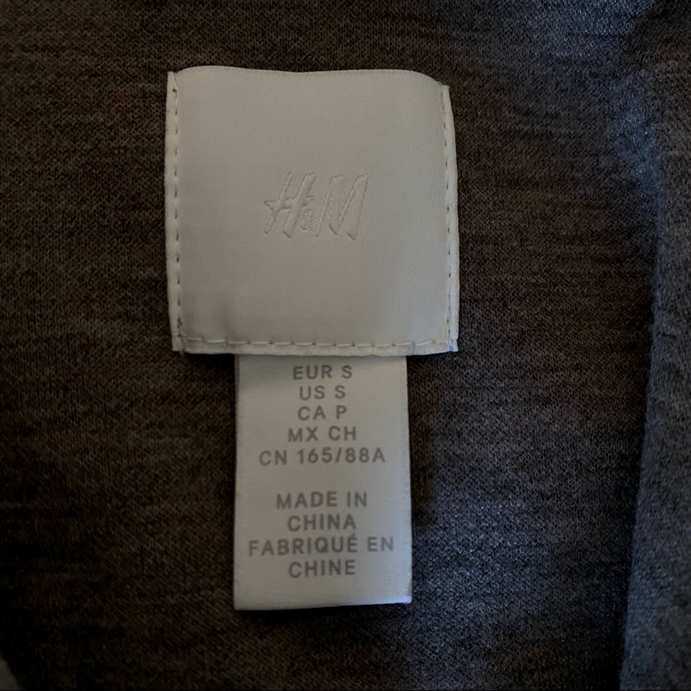 H&M Shacket - Picture 3 of 3